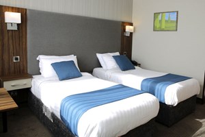 Two Night Break with Dinner for Two at Cedar Court Hotel Huddersfield Image 3