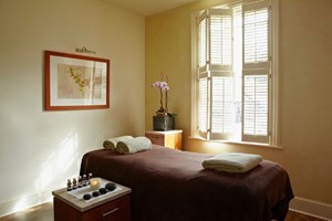 Overnight Spa Escape with 55 Minute Treatment and Dinner for Two at Luton Hoo Hotel Image 4