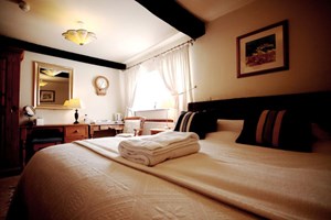 Two Night Escape for Two at The Crown Country Inn, Munslow Image 2