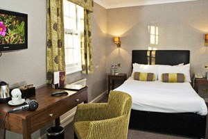 Two Night Spa Break with 25 Minute Treatment and Dinner for Two at Bannatyne Hastings Image 4