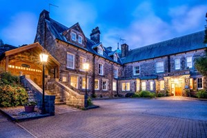 Premium Overnight Murder Mystery Break for Two with Dinner – Special Offer picture