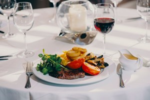 One Night Country Escape with Dinner for Two - Image 4
