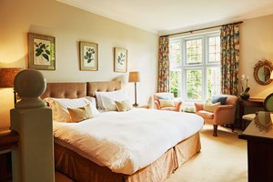 Luxurious Overnight Spa Break with Dinner for Two at Ockenden Manor Image 4