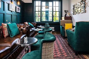 Overnight Deluxe Gourmet Escape for Two at The Lawrence Hotel Image 4