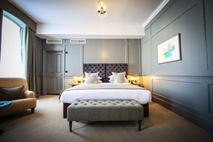 Click to view details and reviews for Overnight Escape With Breakfast For Two At The Kings Head Hotel.