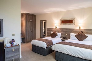 Overnight Stay for Two at The Sitwell Arms Hotel Image 2