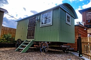 Two Night Shepherd's Hut Stay for Two at The Stonehenge Inn Image 4