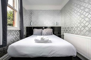 Two Night Charming Escape at Sefton Park Hotel for Two Image 5