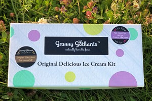 Luxury Ice Cream Making Kit Image 2