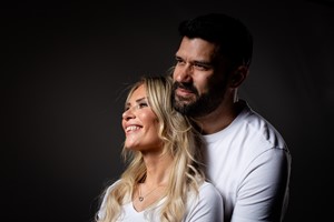 One Hour Couples Photoshoot at Barrett & Coe picture