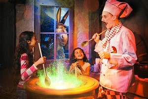 DreamWorks Tours: Shrek’s Adventure! London Entry for Two with Dining at Honest Burgers Image 5