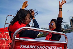 High Speed River Thames Ride and Afternoon Tea London Bus Tour for Two Image 4