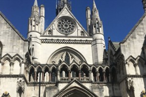 Guided Insight Tour for Two at the Old Bailey picture
