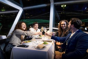 Thames Dinner Cruise with Prosecco for Two - Week Round picture