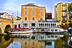 Oxford River Cruise With Dinner For Two At The Folly