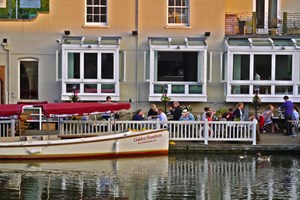 Oxford River Cruise with Dinner for Two at The Folly Image 3