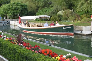 Oxford River Cruise with Dinner for Two at The Folly Image 5