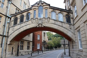 Inspector Morse, Lewis and Endeavour Tour of Oxford for Two Image 3