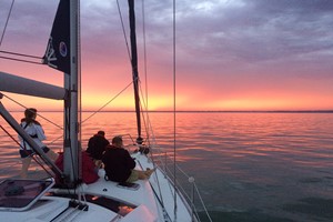 6 Hour Solent Sailing Experience with a Two Course Meal Image 1