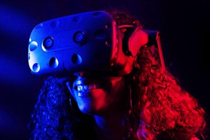 Family Virtual Reality Experience for Four at DNA VR picture