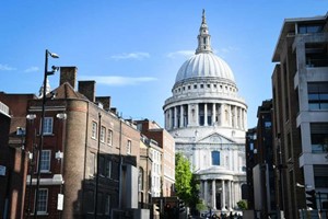 London Sightseeing Tour for Four at London Top Sights Tours picture