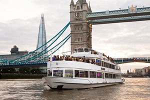 Sunday Brunch River Thames Cruise with Fizz for Two 