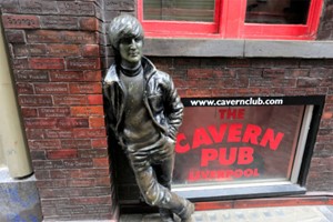 Beatles Liverpool Guided Walking Tour For Two