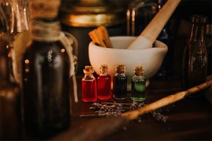 An Immersive Potion Making Cocktail Class for Four Image 2