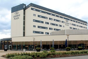 Luxury Overnight Spa Getaway with Dinner for Two at Crowne Plaza Reading East, Berkshire picture