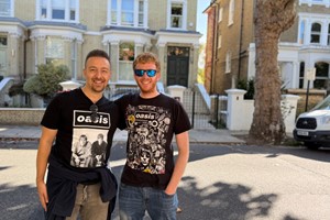 Oasis Wonderwalk Tour of London for Two with Brit Music Tours picture