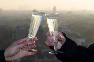 The Dare Skywalk with Prosecco or Beer for Two at Tottenham Hotspur Stadium Image 2