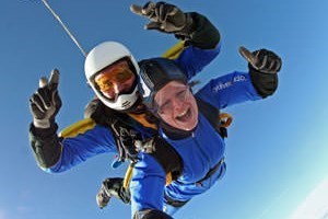 Tandem Skydive in Devon Image 1