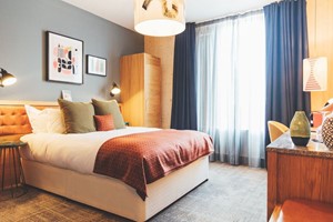 Overnight Stay with Breakfast at The Royal Foresters, Berkshire picture