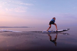 One Hour Electric Surf Lesson For One