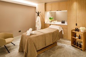 Time For You with a 50 Minute Treatment and Afternoon Tea for Two at The Municipal  Image 3