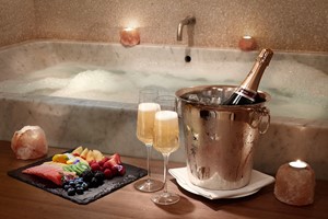 Three Hour Spa Pass with Fruit Platter for Two at Akasha Spa (Midweek)  picture