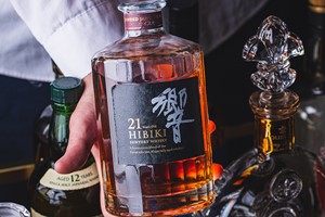 House of Suntory Whisky Flight for Two at Ginza St James Image 2