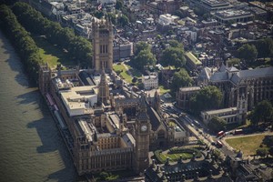 50 Minute City of London Helicopter Tour for One Image 1