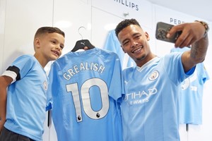 Manchester City Stadium Tour for One Adult and One Child Image 2