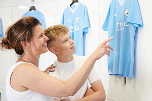 Child Entry to Manchester City Etihad Stadium Tour Image 3