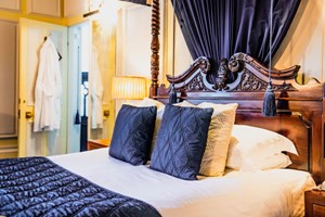 One Night Stay for Two at Coombe Abbey Image 4