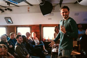 Comedy Show with Pizza and Drinks for Two at Battersea Barge Image 4