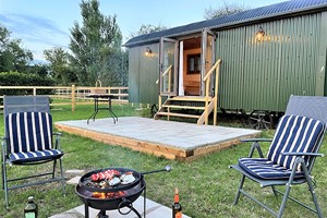 One Night Stay in a Traditional Shepherd's Hut for Two with Brisley Hall Farm Image 2