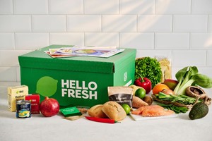 HelloFresh Two Week Meal Kit with Five Meals for Two People  picture