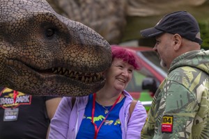 Entry for Two Adults to Hoo Zoo and Dinosaur World Image 1