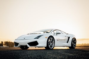 Triple Iconic Driving Blast for One with High Speed Passenger Ride - Week Round picture