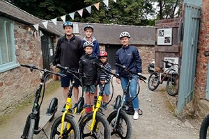 Three Hour Mountain Bike Hire for Two People Image 2