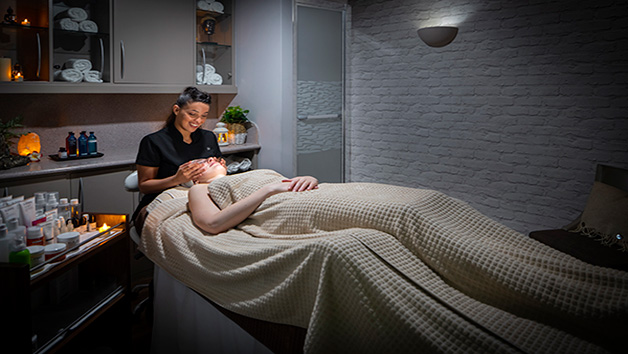Spa Day for Two with Prosecco Afternoon Tea and Treatment at Marriot Edinburgh Holyrood - Weekday picture