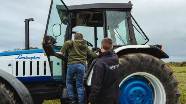 30 Minute Lamborghini Tractor Driving Experience with Drift Limits for One picture