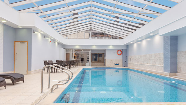 Spa Day with 25 Minute Treatment, Lunch and Prosecco for One at The Oxford Belfry Hotel picture